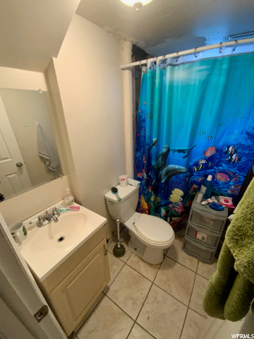 Basement bathroom just needs shower to be finished