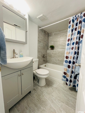 Full Bath 2