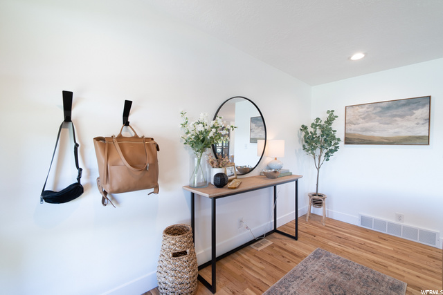 6047 S 1430 E, Murray, UT 84121 — photo 3