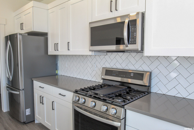 1190 E 480 S, Hyrum, UT 84319 — photo 9