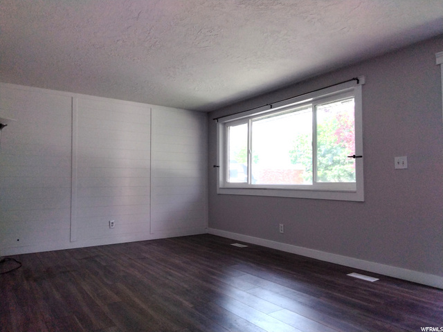 674 W 2080 N, Clinton, UT 84015 — photo 2