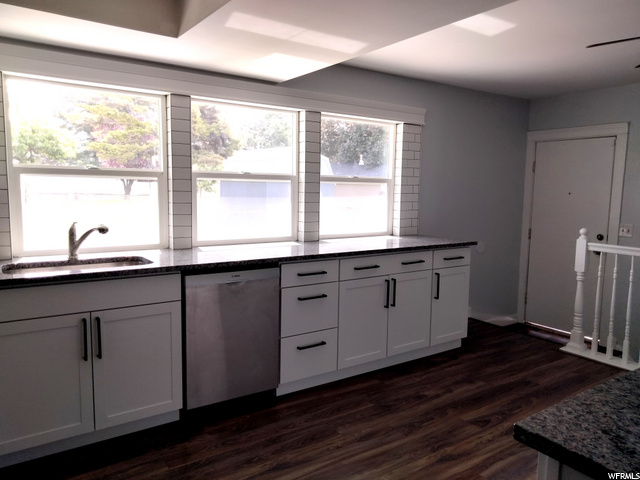 674 W 2080 N, Clinton, UT 84015 — photo 4