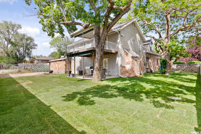 Exterior yard