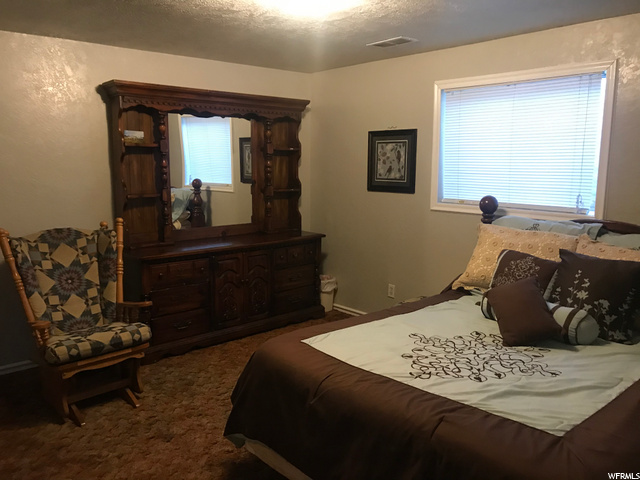 1 of 2 downstairs bedrooms