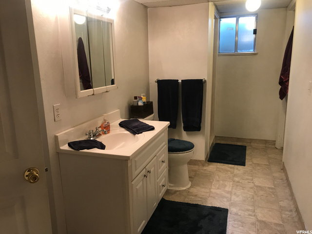 Downstairs 3/4 bathroom