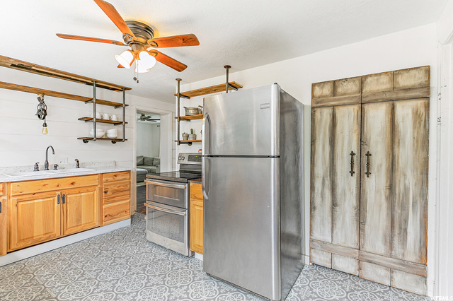 372 E 920 N, American Fork, UT 84003 — photo 9