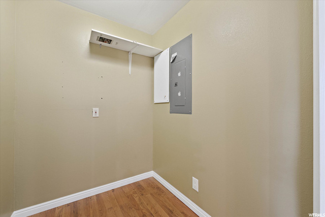 Den Storage