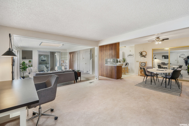 Open area to dining