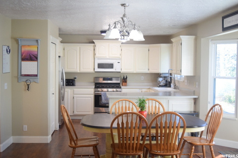 197 E Centennial Cv, Lehi, UT 84043 — photo 3