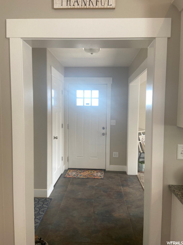 Entry way