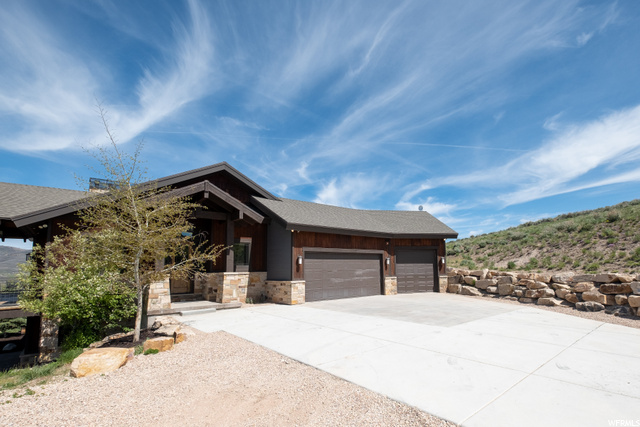 1511 N Crescent Drive