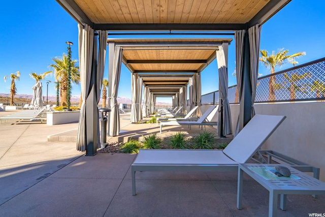 Desert Color Cabanas