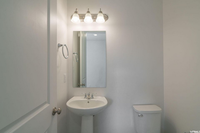 662 Rosa Lane - Half Bath
