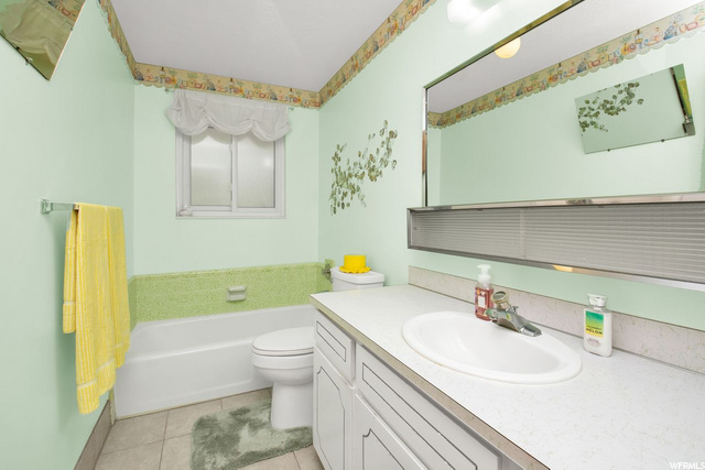 Hall full bath on main floor