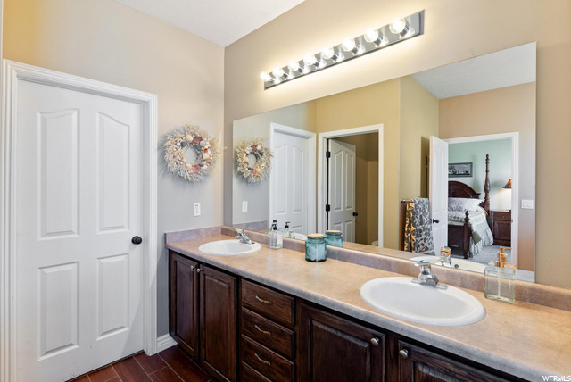Main Bath