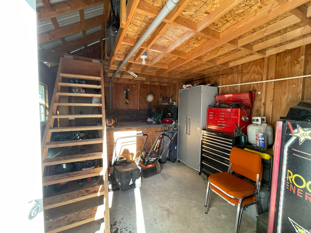 Interior Work Shop.Shed