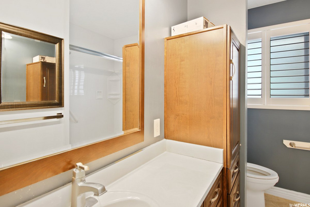 2nd Main Floor Bath
