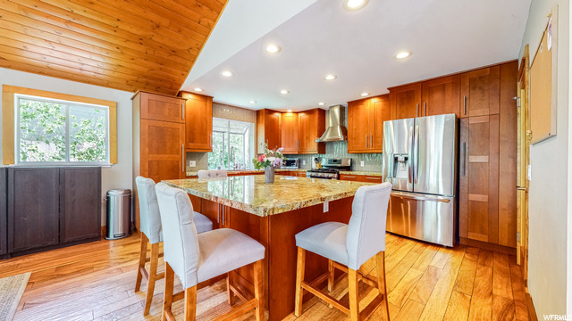 Kitchen, kitchen island