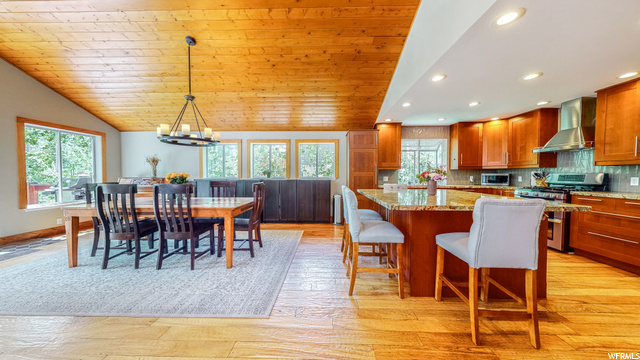 Dining, kitchen, kitchen island
