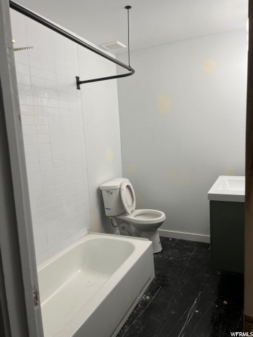 Main Level Bath