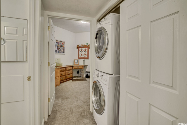 Washer/Dryer Included