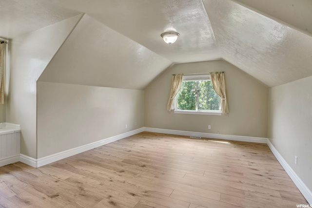 Upstairs Bedroom 6