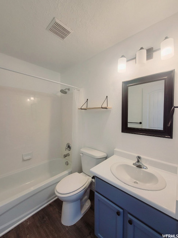 Shared full bath
