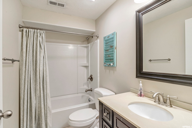Basement full bath