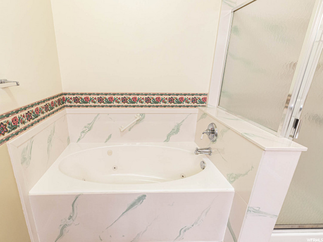 JETTED TUB