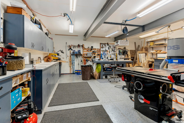 Workshop/Man Cave is ready for your projects.