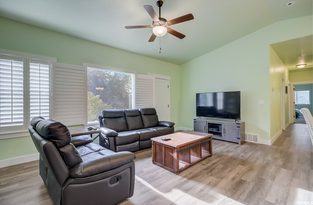 7256 S 1035 E, Midvale, UT 84047 — photo 5