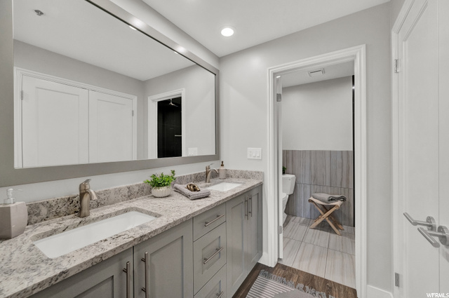 Owner's Bathroom