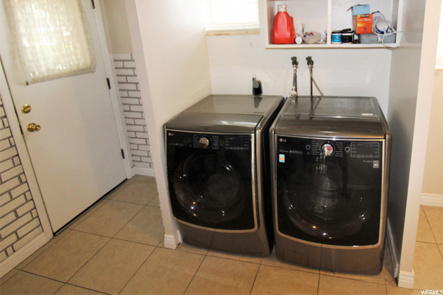 LAUNDRY AREA