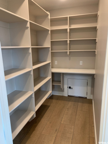 Kitchen Pantry