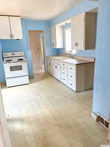 125 S 200 E, Gunnison, UT 84634 — photo 10
