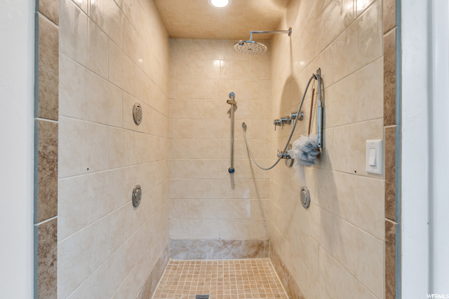 637 E Howard Dr S, Sandy, UT 84070 — photo 11