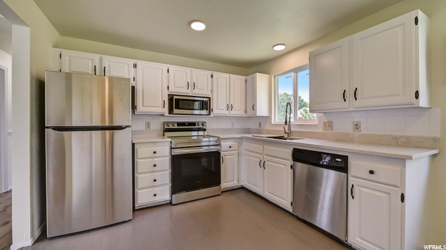 675 E Calnette Dr S, Sandy, UT 84070 — photo 9