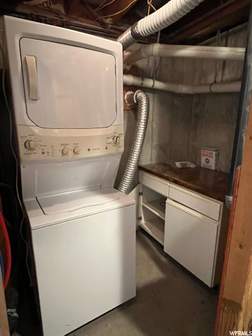 Basement Apt Laundry