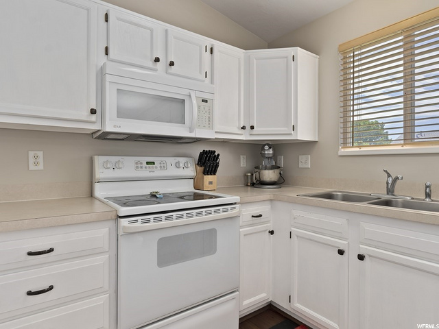 2187 W 2265 N, Clinton, UT 84015 — photo 7