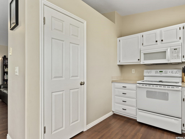 2187 W 2265 N, Clinton, UT 84015 — photo 8