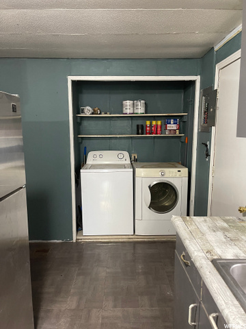 Washer & Dryer included