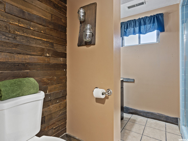 Rustic Lower Lever Bathroom