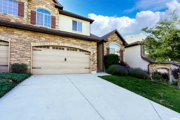 335 E Nechatel Dr, Draper, UT 84020 — photo 2