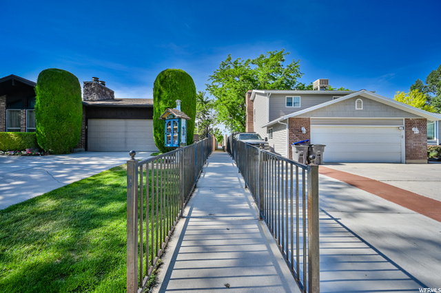 Walkway to elementary school