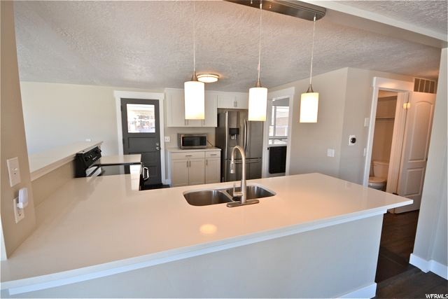 1026 E 5700 S, Murray, UT 84121 — photo 5