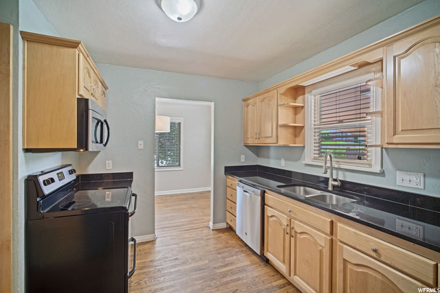 289 E 4800 S, Murray, UT 84107 — photo 12