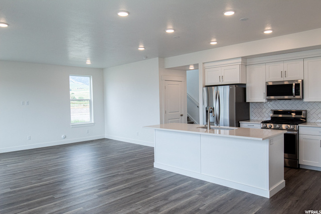 777 E 1200 S, Hyrum, UT 84319 — photo 5