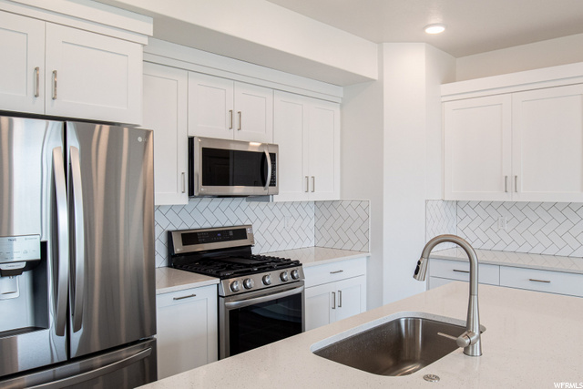 777 E 1200 S, Hyrum, UT 84319 — photo 10