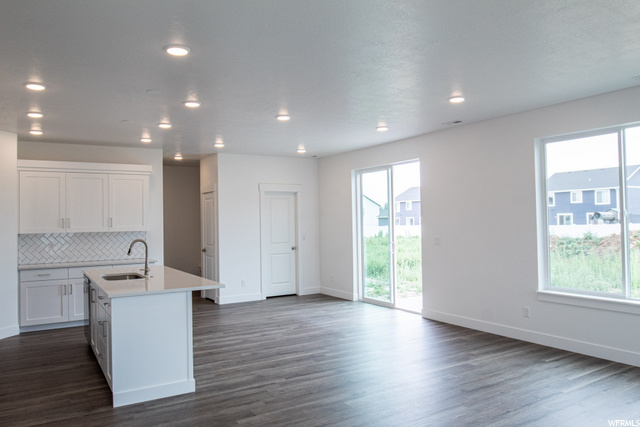 777 E 1200 S, Hyrum, UT 84319 — photo 8
