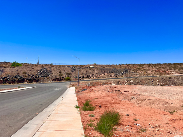 1347 E Dellcorero Dr, St. George, UT 84770 — photo 11